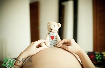 懷孕期間同房對胎兒有什么影響？懷孕期間同房的正確姿勢圖片
