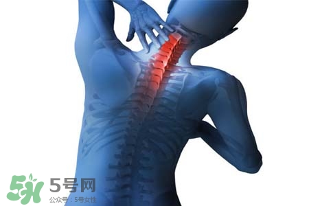 脖子疼和枕頭有關(guān)系嗎？脖子痛是因?yàn)檎眍^的高度嗎？