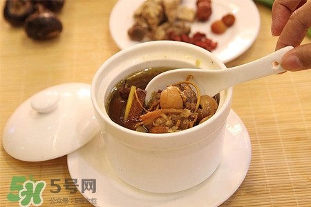 骨質(zhì)疏松吃什么食物好？骨質(zhì)疏松吃什么最好？