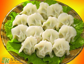 薺菜包餃子好吃嗎？薺菜包餃子根可以吃嗎？