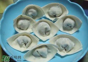 薺菜素餃子怎么做？薺菜素餡餃子怎么做好吃？