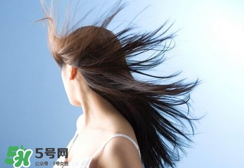 洗頭發(fā)掉頭發(fā)怎么辦？掉頭發(fā)應(yīng)該怎么做？