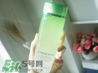 蘭蔻氣泡水適合什么年齡？蘭蔻氣泡水適合年齡