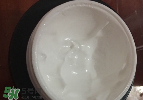 極密水光素顏霜怎么用？極密素顏霜使用方法