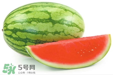口腔潰瘍可以吃西瓜嗎？口腔潰瘍吃西瓜好嗎？