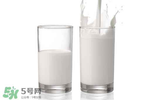 為什么不能空腹喝牛奶？早上空腹喝牛奶好嗎？