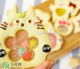 彩繪玻璃餅干怎么做？彩繪玻璃餅干做法