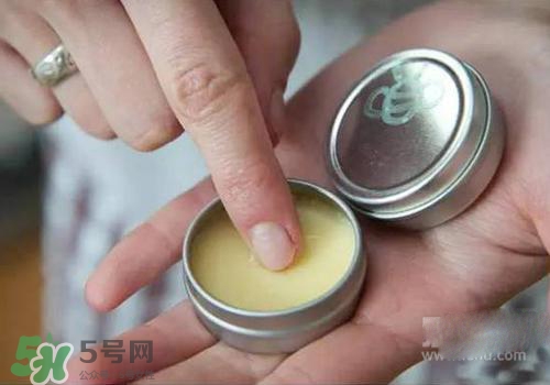 清涼油能消腫嗎？清涼油怎么消腫？