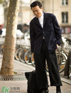條紋西裝怎么搭配？條紋西服怎么搭配好看？