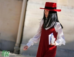 紅色衣服怎么搭配？紅色衣服怎么搭配好看？