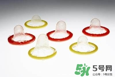 安全套有潤滑油嗎？安全套有潤滑劑的一面向里還是向外