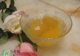 枇杷和蜂蜜能一起吃嗎？枇杷放蜂蜜好嗎？
