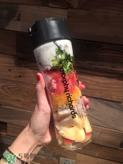 摩飛榨汁機(jī)和my juice哪個(gè)好？摩飛榨汁機(jī)和my juice對(duì)比