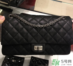 香奈兒255包尺寸怎么選？chanel255包尺寸對(duì)照表