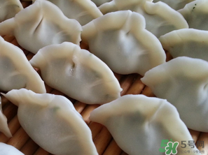 薺菜餃子可以放韭菜嗎？薺菜餃子放韭菜好嗎？