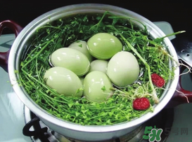 薺菜和鴨蛋能一起吃嗎？薺菜可以煮鴨蛋嗎？