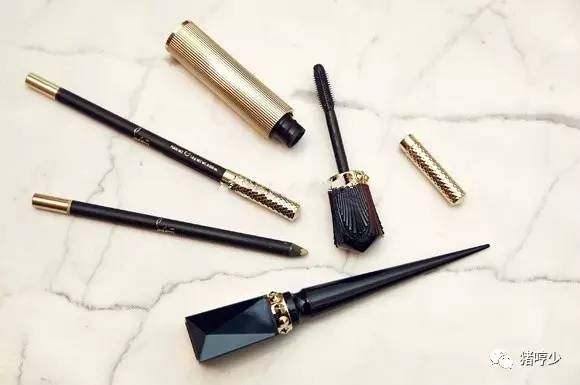 cl眼線液多少錢？Christian Louboutin眼線液色號(hào)試色