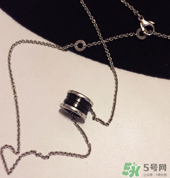 寶格麗項(xiàng)鏈?zhǔn)鞘裁床馁|(zhì)？寶格麗bvlgari項(xiàng)鏈?zhǔn)倾y的嗎？