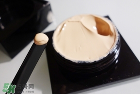 serge lutens鹵蛋粉底霜多少錢？蘆丹氏粉底霜專柜價格