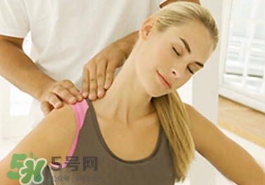 脖子突然扭了怎么辦？脖子扭傷了怎么辦