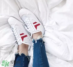 celine小白鞋正品多少錢？celine小白鞋專柜價格