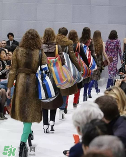 巴黎世家編織袋很貴嗎？balenciaga春運(yùn)包為什么這么貴？