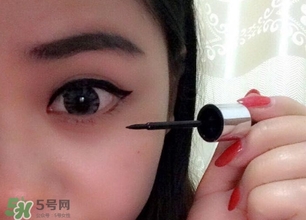 美人魚眼線液怎么用？美人魚眼線液怎么畫？