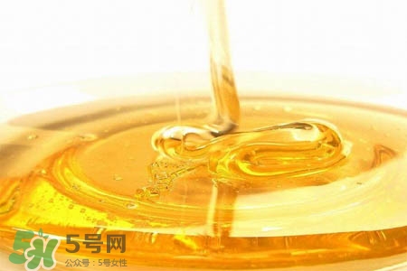 過敏性鼻炎可以吃蜂蜜嗎？過敏性鼻炎能不能吃蜂蜜？