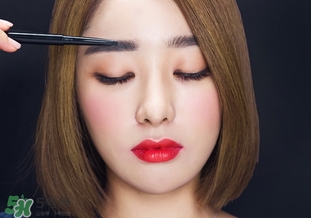 云皙是什么牌子？云皙化妝品是品牌嗎？