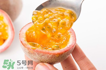 百香果泡水好喝嗎？百香果泡水什么味道？