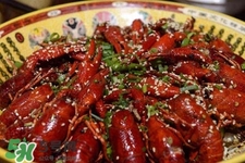 吃小龍蝦喝什么飲料？小龍蝦配什么飲料最好？