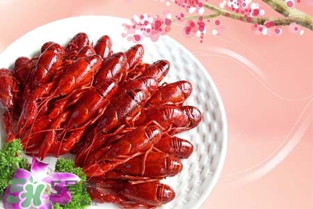 小龍蝦可以和吃櫻桃嗎？小龍蝦和櫻桃能一起吃嗎？