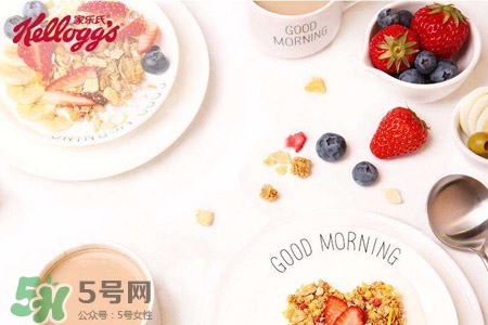 谷蘭諾拉水果谷物麥片怎么吃？谷蘭諾拉水果麥片有幾種吃法？