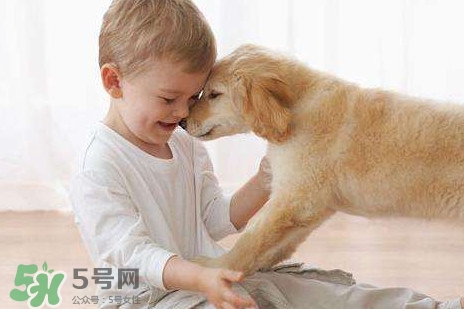 眼睛抽搐是什么引起的？眼睛抽搐怎么回事
