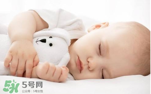 打鼾和枕頭有關(guān)系嗎？打鼾和枕頭有沒有關(guān)系