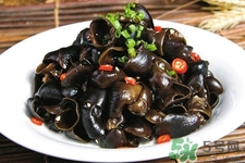 黑木耳泡太久會(huì)中毒嗎？黑木耳泡久了有毒嗎？
