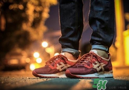 亞瑟士和耐克哪個好？asics和nike跑鞋哪個更好？
