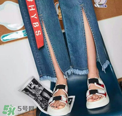 牛仔闊腿褲搭配什么鞋子？闊腿牛仔褲搭配什么鞋子好看？