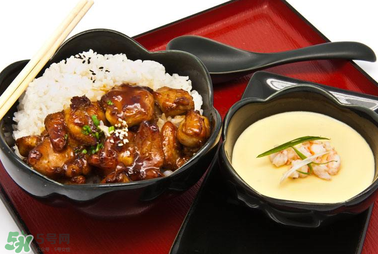 吃快餐抽兩瓶黑血是真的嗎？吃快餐血會(huì)變黑嗎？