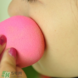 美妝蛋可以用香皂洗嗎？美妝蛋可以用肥皂洗嗎？