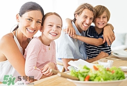經(jīng)常胃痛吃什么食物好？胃痛吃什么食物好得快
