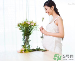 孕婦濕疹能用艾草洗嗎？孕婦濕疹能用艾葉嗎？