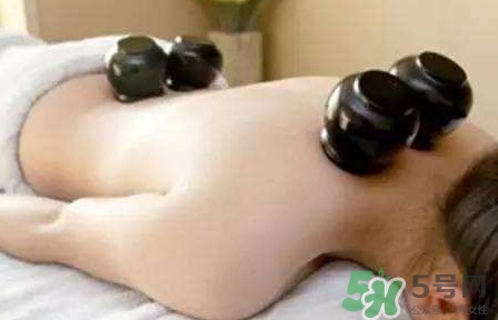 拔罐拔出水泡來(lái)怎么回事？拔罐出水泡是什么原因