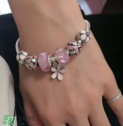 潘多拉桃花系列什么寓意？pandora桃花系列的寓意是什么？
