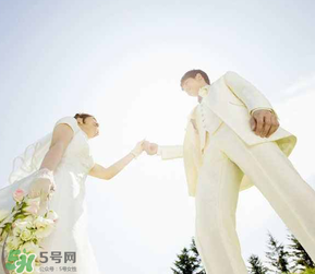 2017年5月哪天結(jié)婚好？2017年5月結(jié)婚黃道吉日