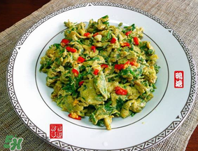 香椿可以炒鵝蛋嗎？香椿和鵝蛋能一起吃嗎？