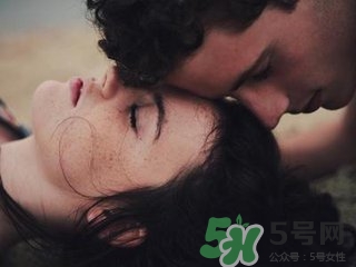 體外射精懷孕幾率大嗎？體外射精有什么危害嗎？