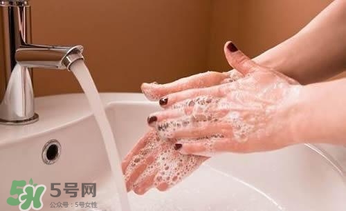手膜做完要洗手嗎？手膜做完要不要洗手？