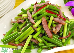 蒜苔不能和什么一起吃？蒜薹不能和什么一起吃？