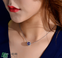 潘多拉項鏈是什么材質(zhì)？pandora項鏈是銀的嗎？